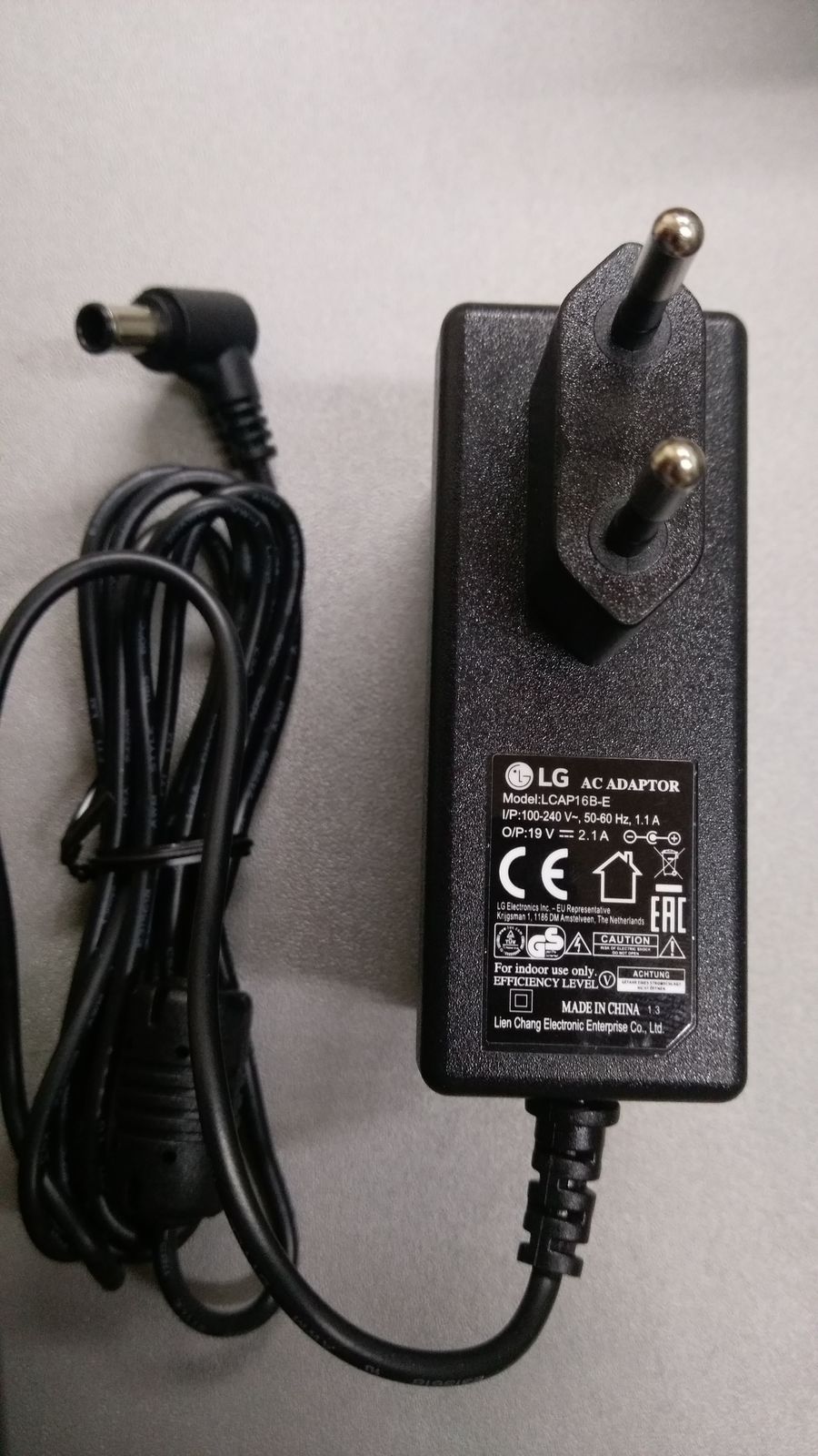 New LG 19V 2.1A AC Adapter LCAP16B-E For BEUQLUP 24LB457B-ZF Power Supply